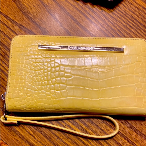 Steve Madden Handbags - Steve Madden Yellow Crocodile Embossed Wristlet